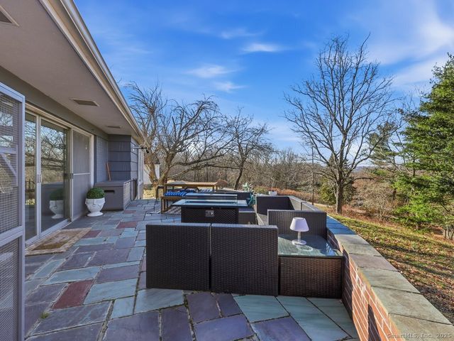 287 Harland Road, Norwich, CT 06360