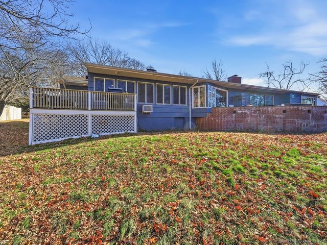 287 Harland Road, Norwich, CT 06360