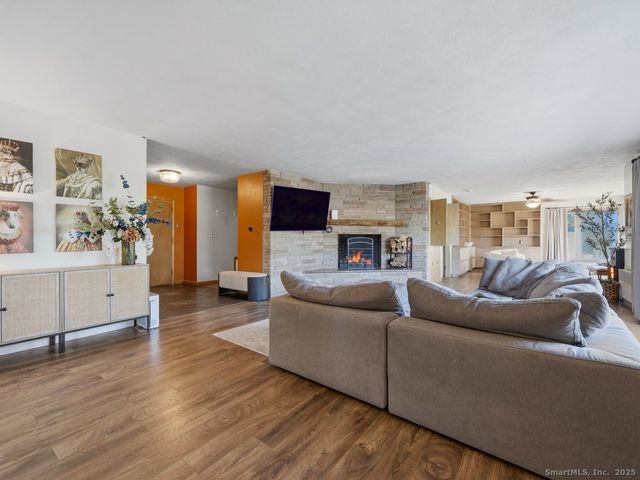 287 Harland Road, Norwich, CT 06360