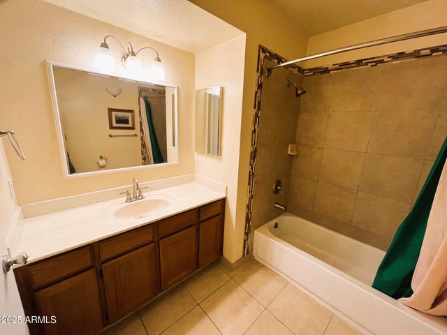 255 S Kyrene Road Unit 115, Chandler, AZ 85226
