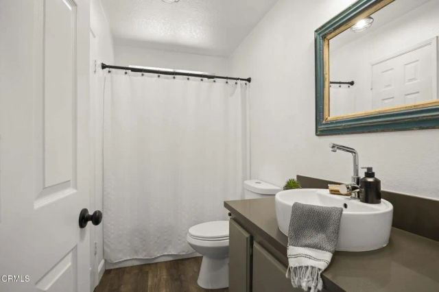 11755 Mirror Lake Avenue, Ojai, CA 93023