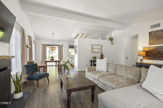 11755 Mirror Lake Avenue, Ojai, CA 93023