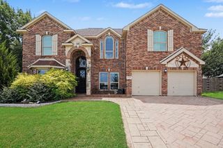 5520 Champlain Drive, Fort Worth, TX 76137