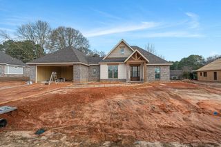132 Micawber Loop, Hattiesburg, MS 39402