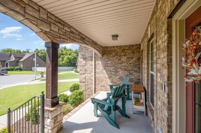 2303 Lionheart Dr, Murfreesboro, TN 37130