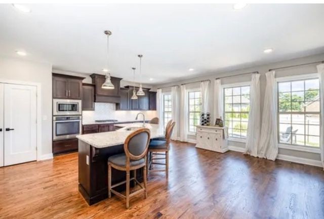2303 Lionheart Dr, Murfreesboro, TN 37130