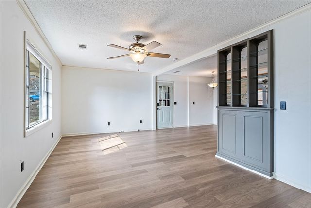 17 Evesham Lane, Bella Vista, AR 72714