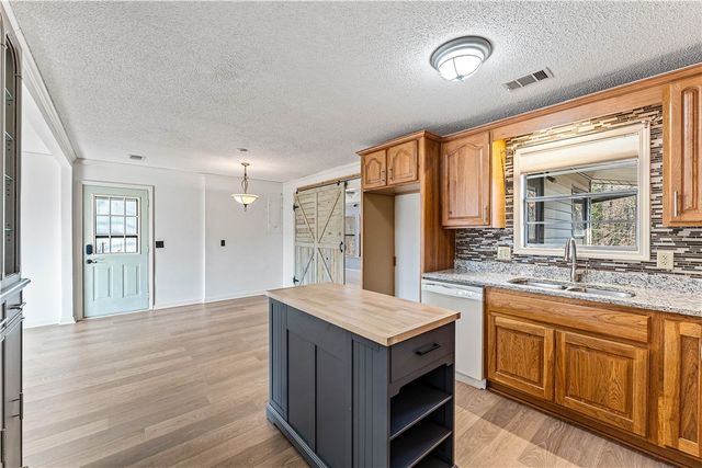 17 Evesham Lane, Bella Vista, AR 72714