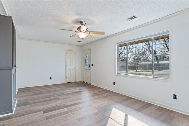 17 Evesham Lane, Bella Vista, AR 72714