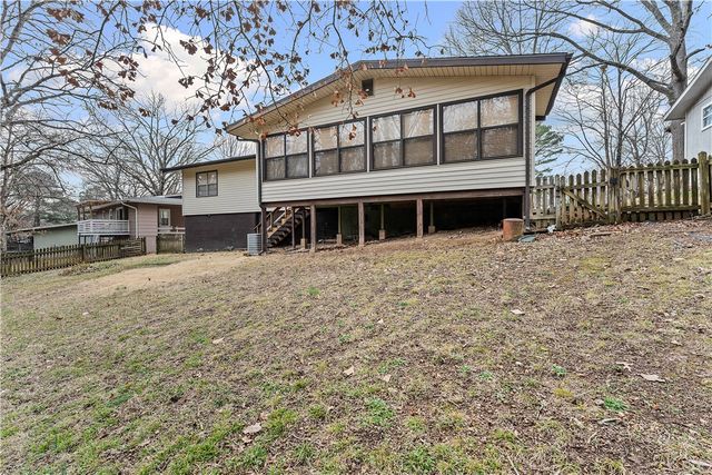 17 Evesham Lane, Bella Vista, AR 72714