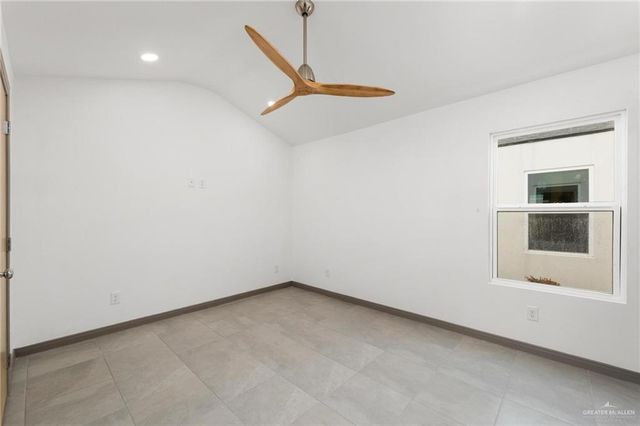 1304 E Iris Avenue 4, Mcallen, TX 78501