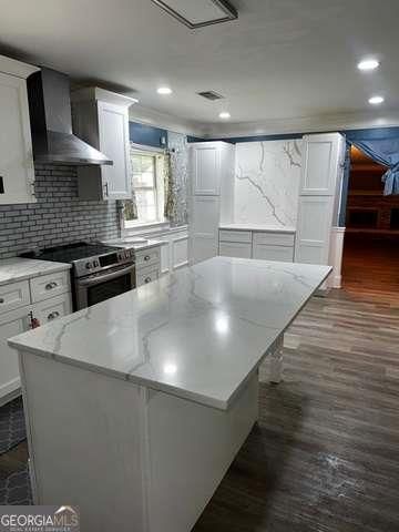 7423 Chilton Lane, Riverdale, GA 30296