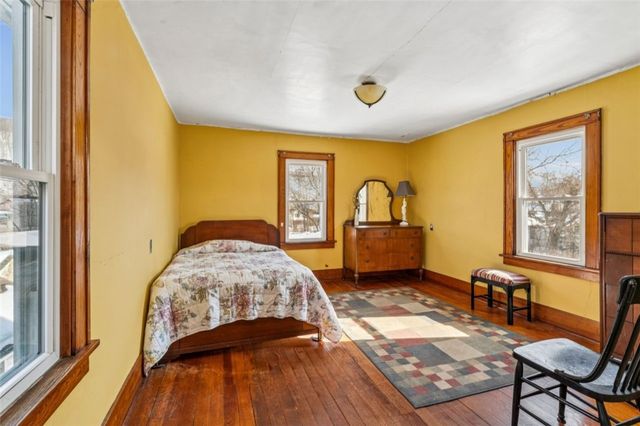 1618 3rd Ave, Beaver Falls, PA 15010