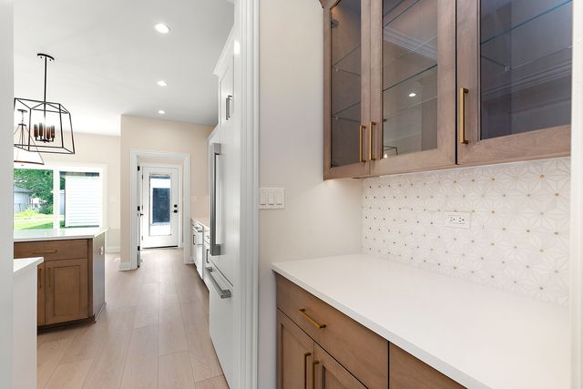 700 Czacki Street, Lemont, IL 60439