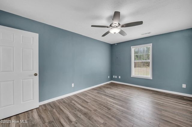 711 Navaho Trail, Wilmington, NC 28409