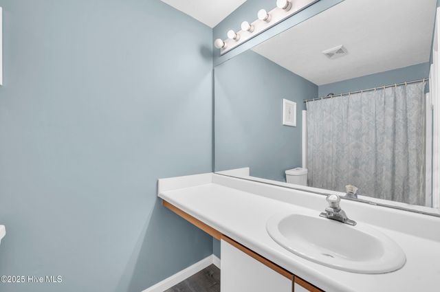 711 Navaho Trail, Wilmington, NC 28409