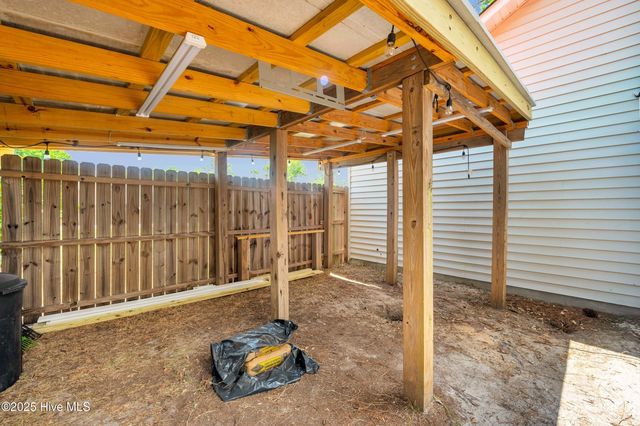 711 Navaho Trail, Wilmington, NC 28409