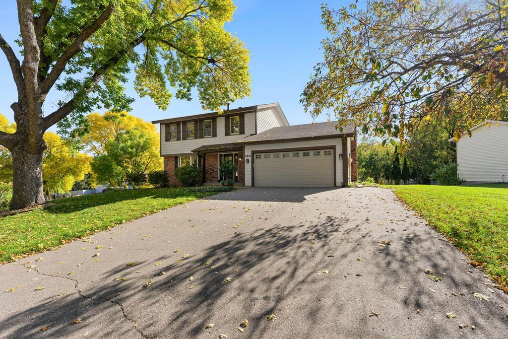 12575 Fescue Court, Eden Prairie, MN 55347 — photo 4