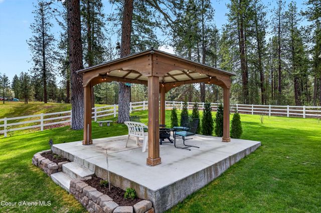 404 S Daisy Ln, Medical Lake, WA 99022
