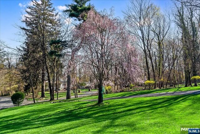 5 Edgehill Road, West Orange, NJ 07052