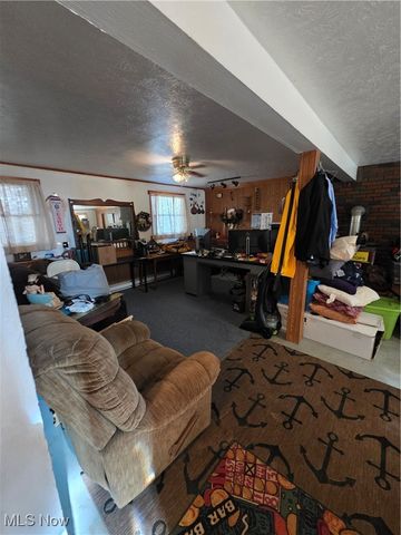 1267 Knickerbocker Circle, Ashtabula, OH 44004