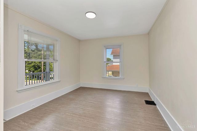 5659 Bramble Avenue, Cincinnati, OH 45227