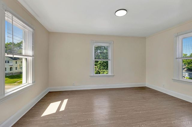 5659 Bramble Avenue, Cincinnati, OH 45227