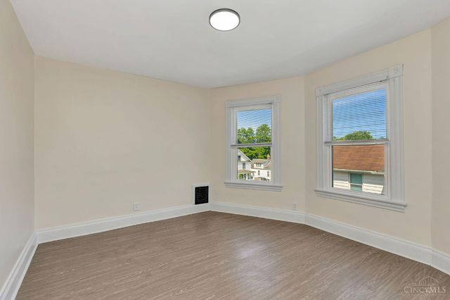 5659 Bramble Avenue, Cincinnati, OH 45227
