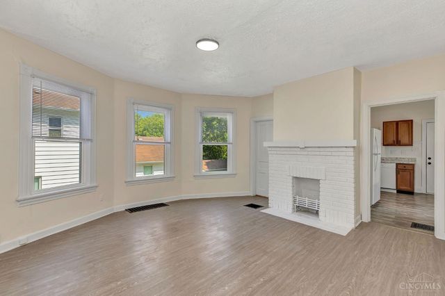 5659 Bramble Avenue, Cincinnati, OH 45227