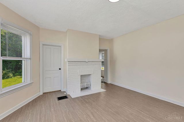 5659 Bramble Avenue, Cincinnati, OH 45227