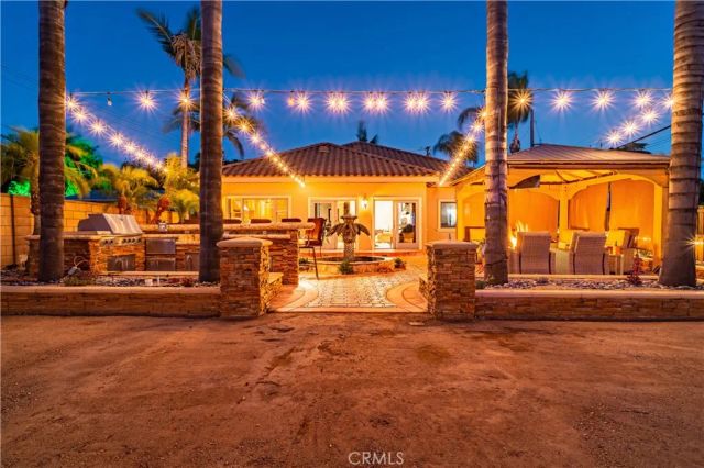 441 S Valley Center Avenue, Glendora, CA 91741