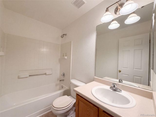 10590 Butte Drive, Longmont, CO 80504