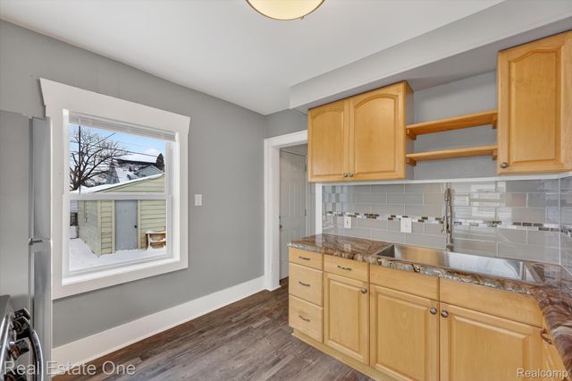 1470 Ferris Avenue, Lincoln Park, MI 48146