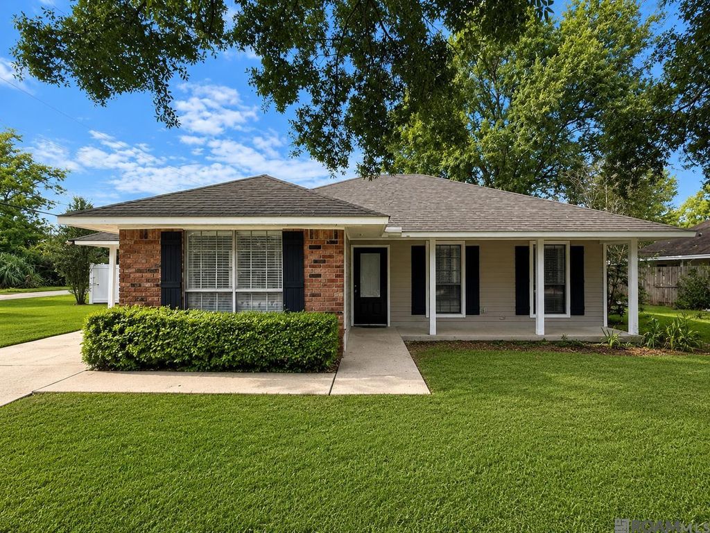14378 Carrol Ave, Walker, LA 70785