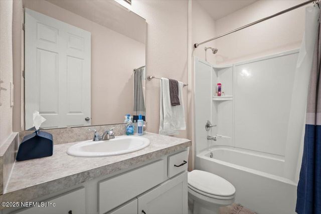 7194 RED TIMBER Road, Jacksonville, FL 32244