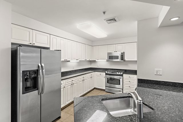 501 Commerce Dr 2105, Braintree, MA 02184