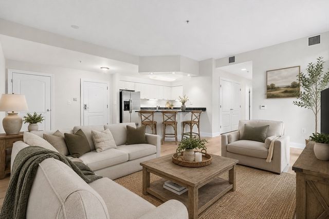 501 Commerce Dr 2105, Braintree, MA 02184