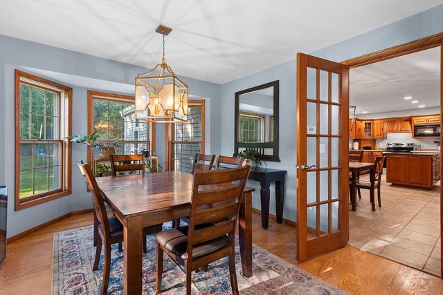 21 CRESTVIEW DRIVE, Hortonville, WI 54944