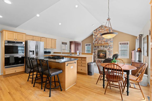 3213 County Road 101 S, Minnetonka, MN 55391