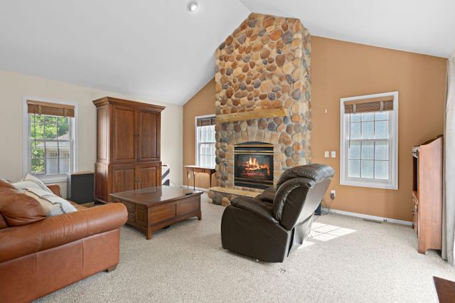 3213 County Road 101 S, Minnetonka, MN 55391