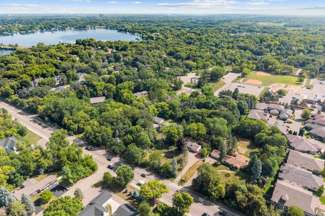 3213 County Road 101 S, Minnetonka, MN 55391