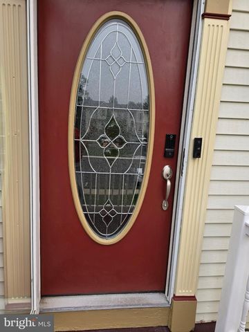 3 WAGON WHEEL DR, Sicklerville, NJ 08081