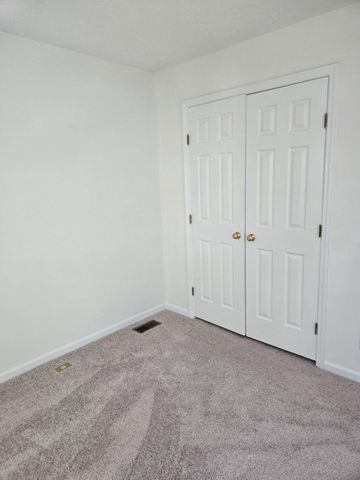 3 WAGON WHEEL DR, Sicklerville, NJ 08081