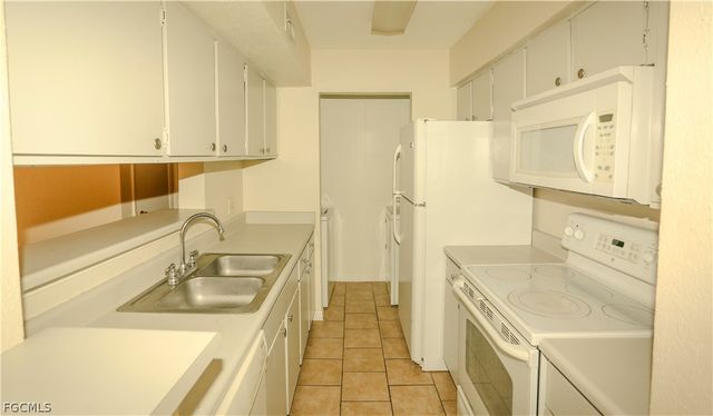 2835 Winkler AVE 216, Fort Myers, FL 33916