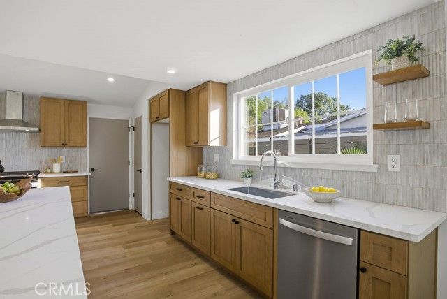 20630 Chase Street, Winnetka (los Angeles), CA 91306