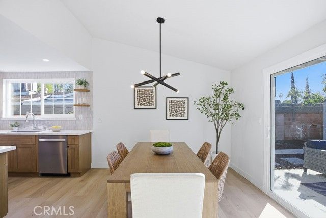 20630 Chase Street, Winnetka (los Angeles), CA 91306