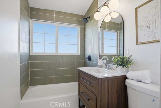 20630 Chase Street, Winnetka (los Angeles), CA 91306