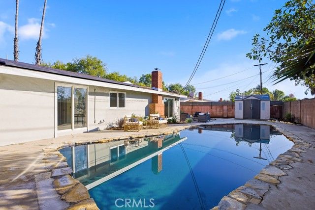 20630 Chase Street, Winnetka (los Angeles), CA 91306