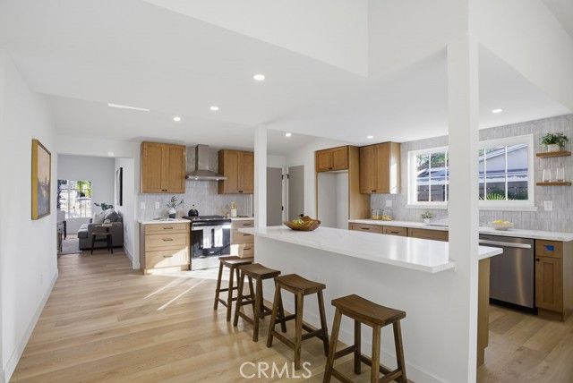 20630 Chase Street, Winnetka (los Angeles), CA 91306