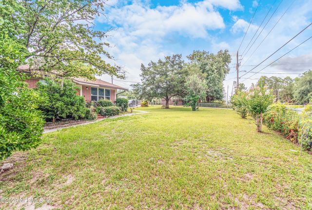 1165 5TH Street, Macclenny, FL 32063